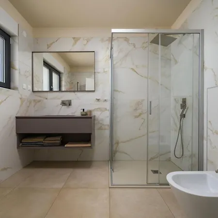 Zora Villa Tar-Vabriga