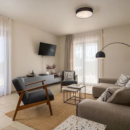Zora Villa *
